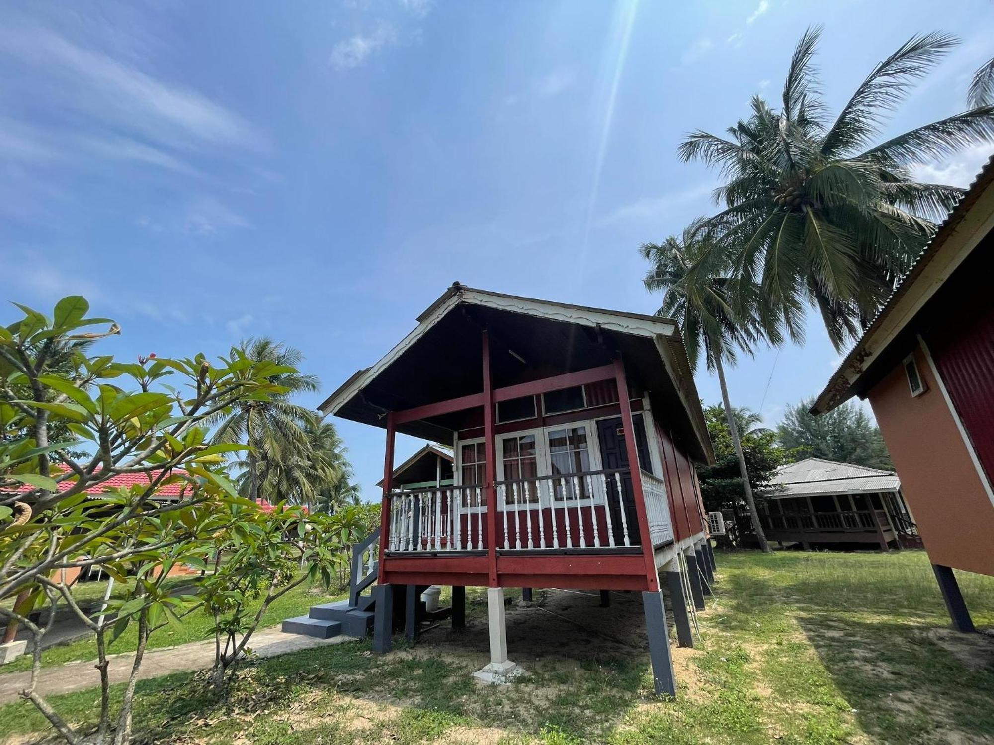 Pcb Beach Resort Kota Bahru Luaran gambar